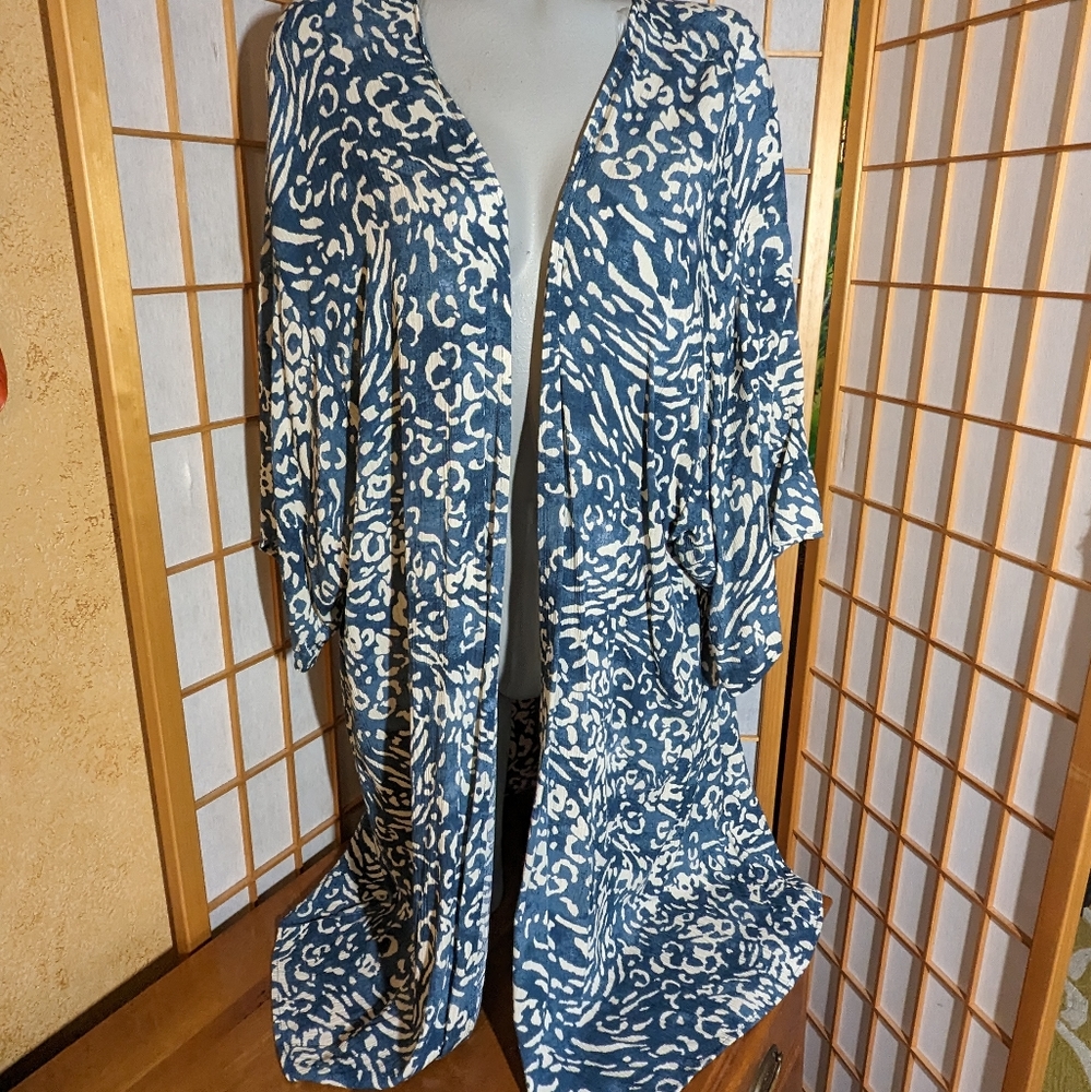 a. again, NEW, Kimono, size 1X.